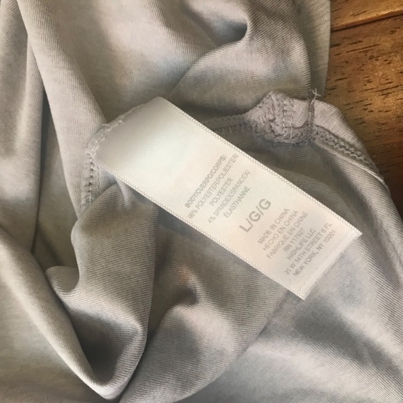 Reebok Women’s Tank/ Top  Gray Color Size L - Picture 3 of 9